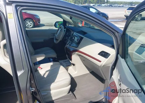 2011 Toyota Sienna Xle V6 из США, поврежденный, VIN 5TDYK3DC1BS030854